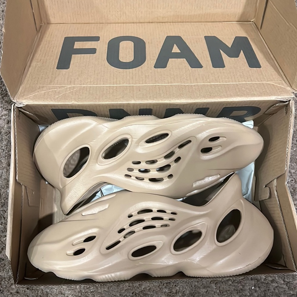 Yeezy Foam Runner
